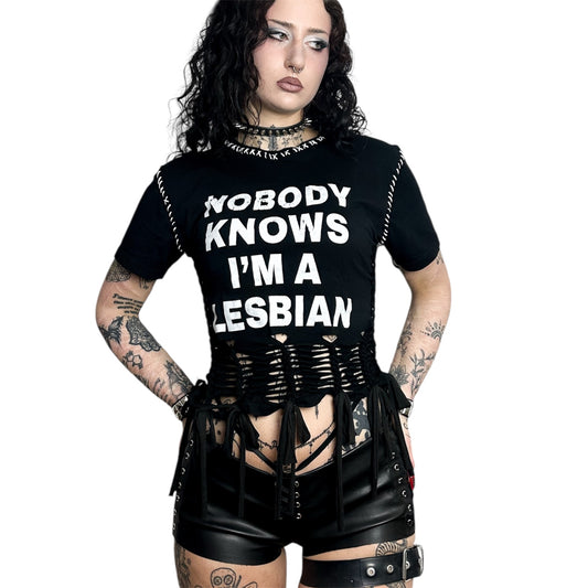 NOBODY KNOWS IM A LESBIAN SHORT SLEEVE